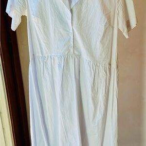 Elegant White Maxi Dress